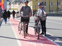 Baureferent Stadtrat Harald Sobe (rechts),  Verkehrsreferent und Mobilitätsreferent Stadtrat Sascha Jabali Adeh
